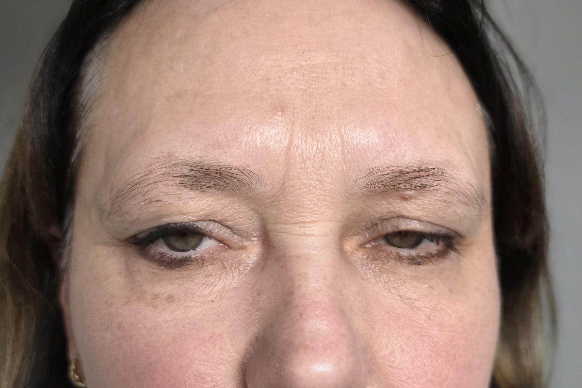 Przed zabiegiem - Ombre Brows (Gradacja koloru)
